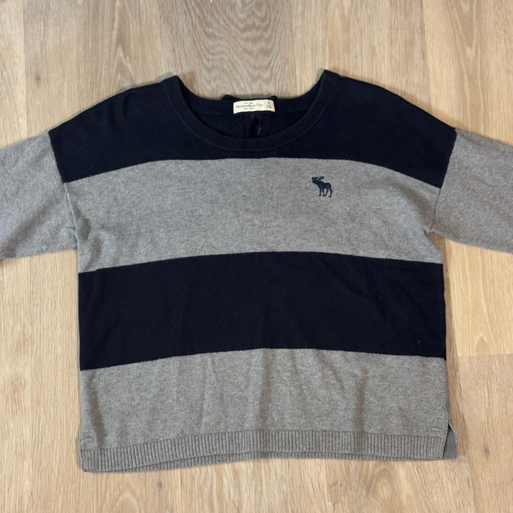 Abercrombie & Fitch Black and Gray Wide-Stripe Crewneck Sweater